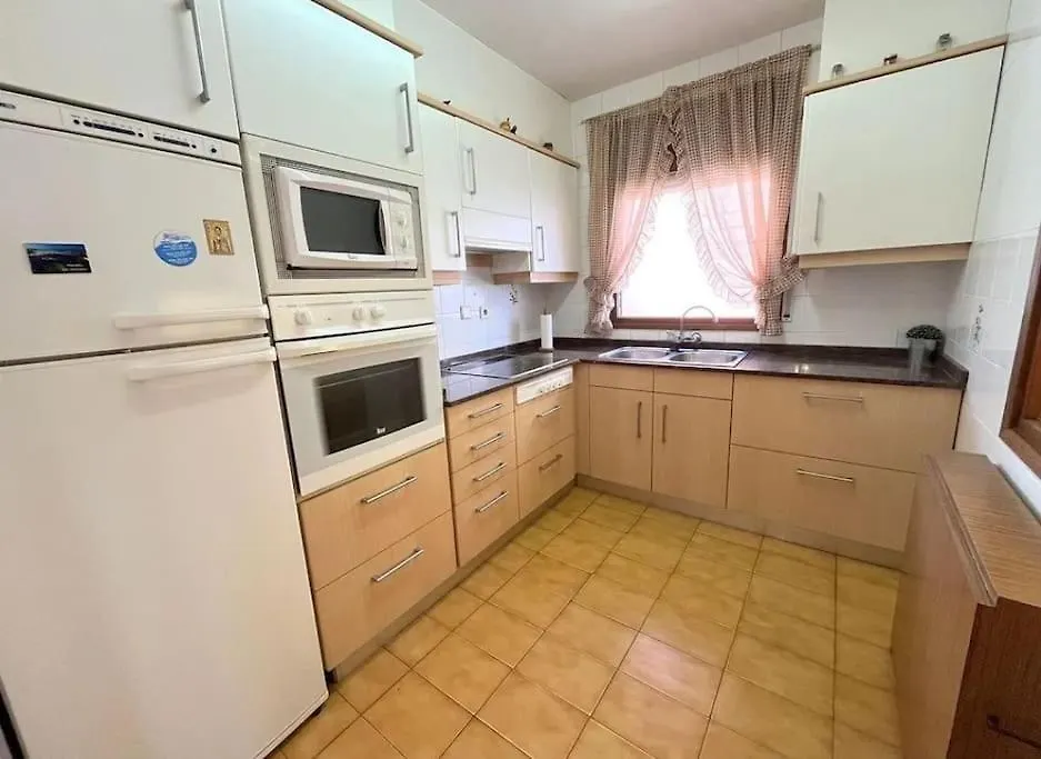 A 50 Metros De La Playa Parking Privado Apartment Sant Salvador Spain